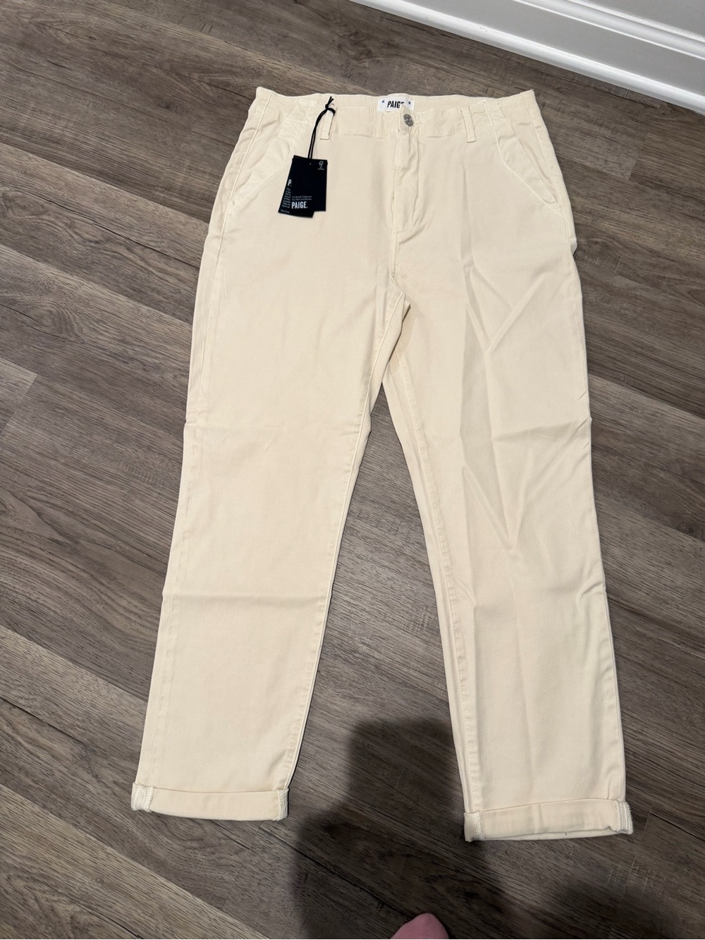 PAIGE Women's Cream Straight-Leg Jeans new with tags